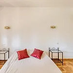Semesterbostad L'ensoleillade By Interhome